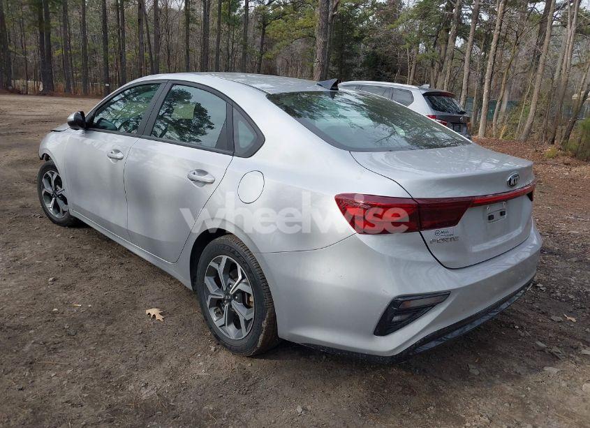 Photo 3 of 2021 Kia Forte LXS (VIN 3KPF24AD8ME263153)