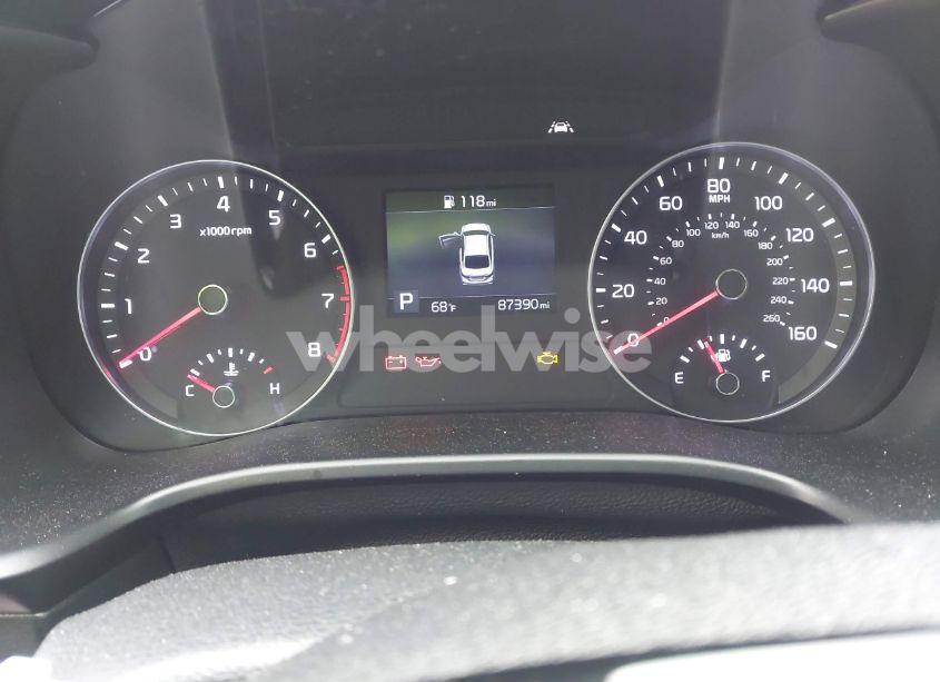 Photo 7 of 2021 Kia Forte LXS (VIN 3KPF24AD8ME276839)