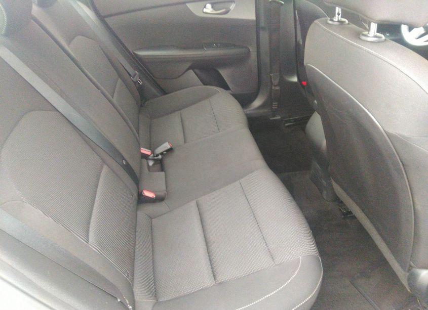 Photo 8 of 2021 Kia Forte LXS (VIN 3KPF24AD8ME287730)