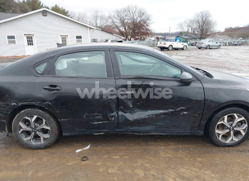 Photo 13 of 2021 Kia Forte LXS (VIN 3KPF24AD8ME291485)