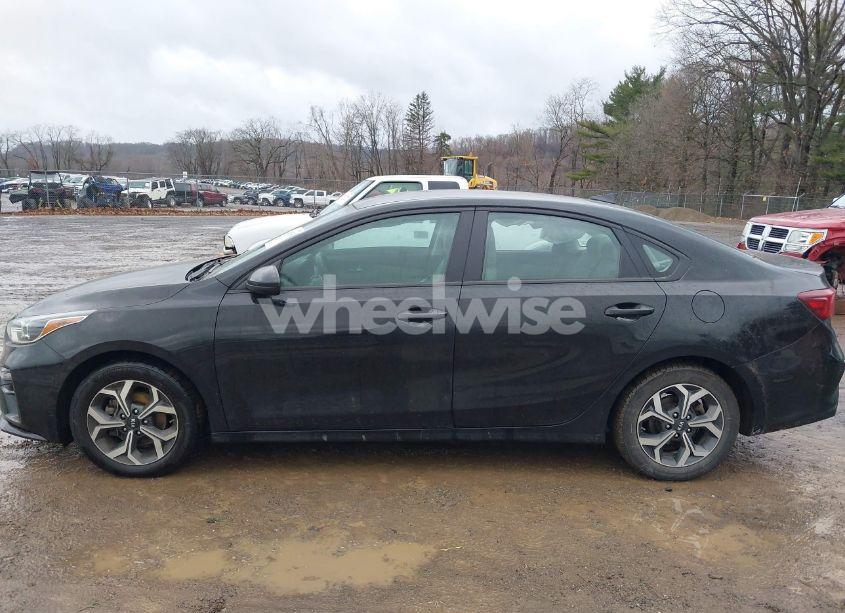 Photo 14 of 2021 Kia Forte LXS (VIN 3KPF24AD8ME291485)