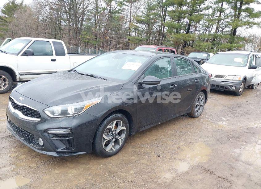 Photo 2 of 2021 Kia Forte LXS (VIN 3KPF24AD8ME291485)