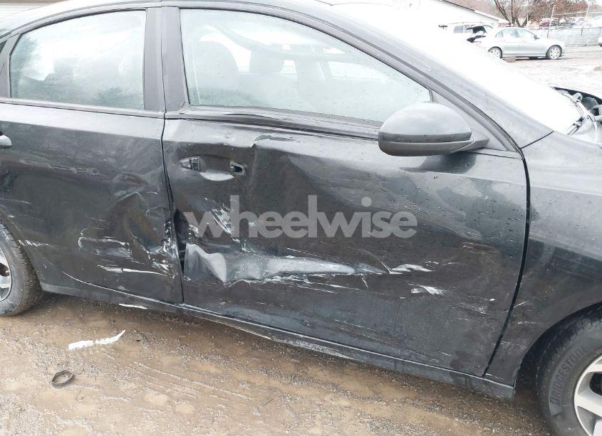 Photo 6 of 2021 Kia Forte LXS (VIN 3KPF24AD8ME291485)