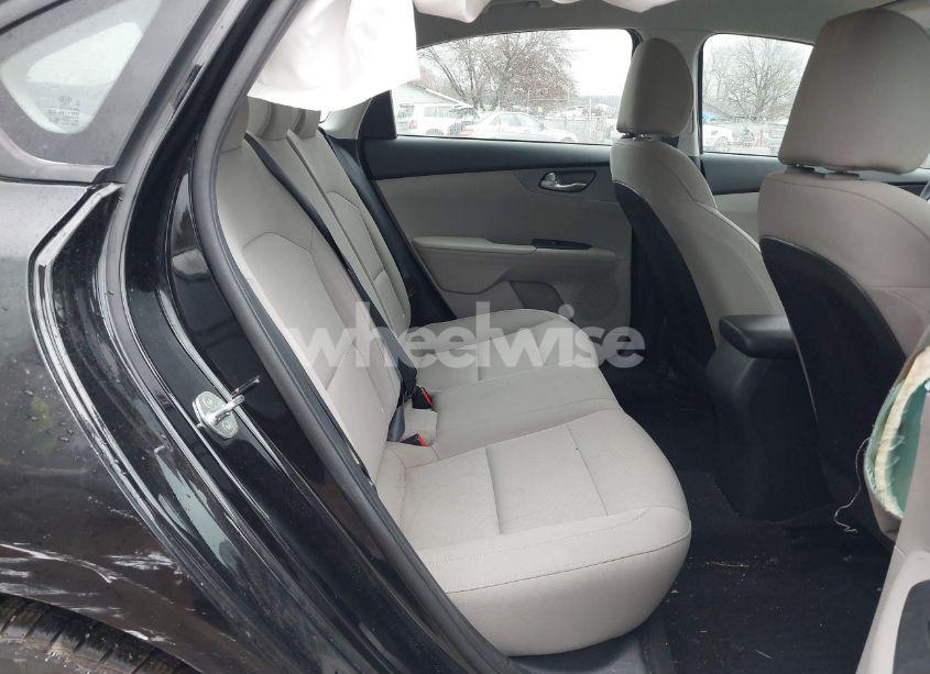 Photo 8 of 2021 Kia Forte LXS (VIN 3KPF24AD8ME291485)