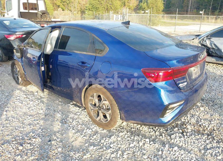 Photo 3 of 2021 Kia Forte LXS (VIN 3KPF24AD8ME293818)