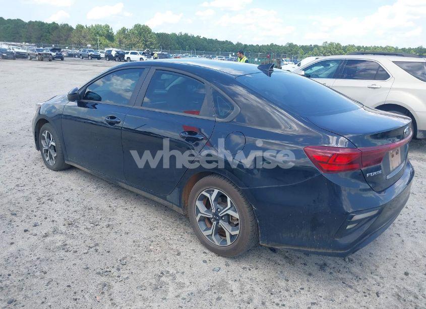 Photo 3 of 2021 Kia Forte LXS (VIN 3KPF24AD8ME294015)
