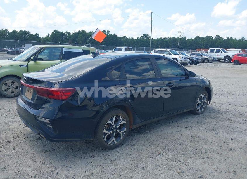 Photo 4 of 2021 Kia Forte LXS (VIN 3KPF24AD8ME294015)