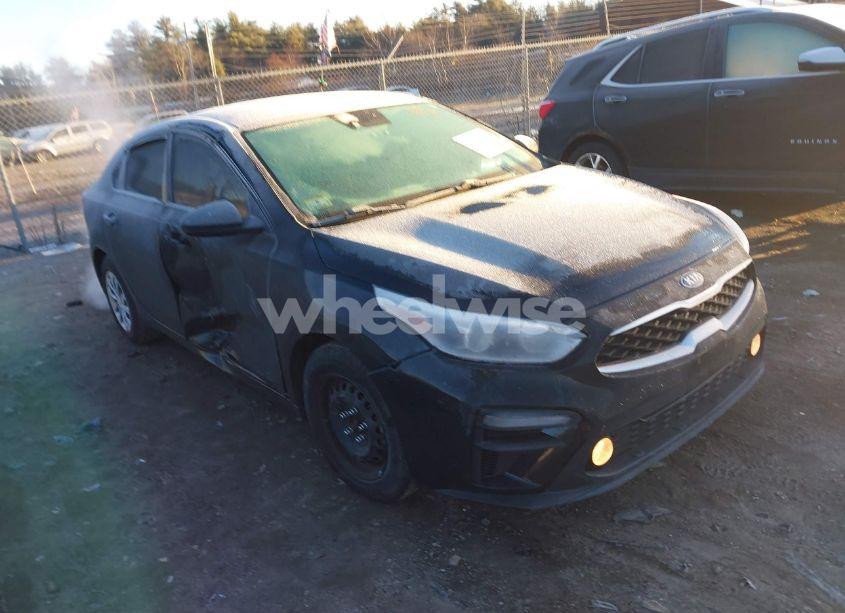 2021 Kia Forte FE (VIN 3KPF24AD8ME325313) main photo