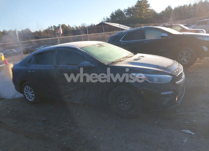 Photo 13 of 2021 Kia Forte FE (VIN 3KPF24AD8ME325313)