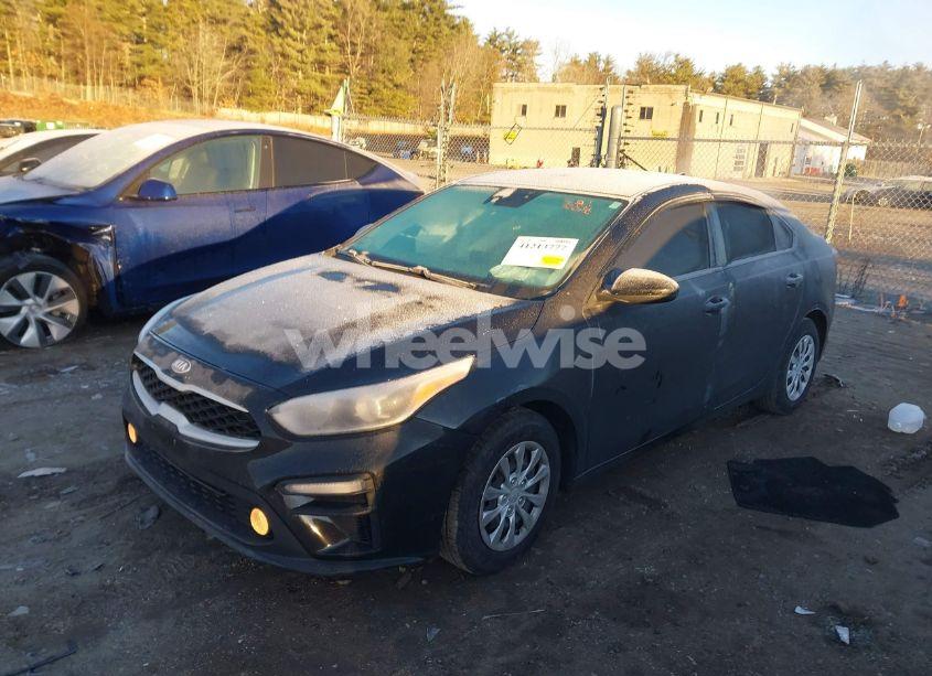 Photo 2 of 2021 Kia Forte FE (VIN 3KPF24AD8ME325313)