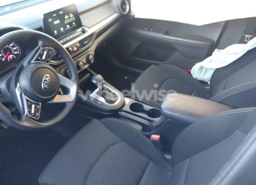 Photo 5 of 2021 Kia Forte FE (VIN 3KPF24AD8ME325313)