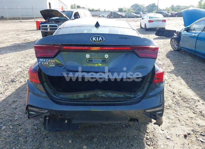 Photo 16 of 2021 Kia Forte FE (VIN 3KPF24AD8ME327188)