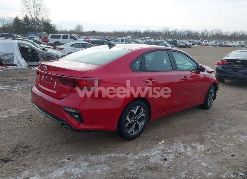 Photo 4 of 2021 Kia Forte LXS (VIN 3KPF24AD8ME404268)