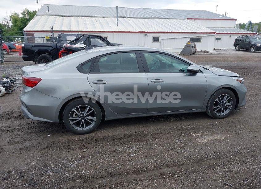 Photo 13 of 2022 Kia Forte LXS (VIN 3KPF24AD8NE468263)