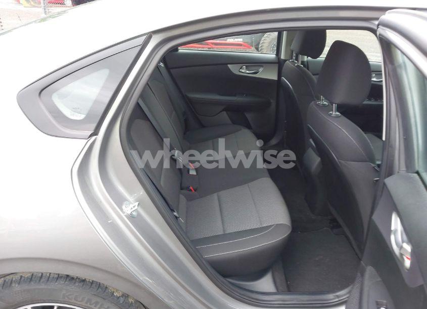 Photo 8 of 2022 Kia Forte LXS (VIN 3KPF24AD8NE468263)