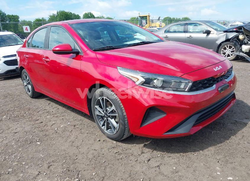 2023 Kia Forte LXS (VIN 3KPF24AD8PE504553) main photo