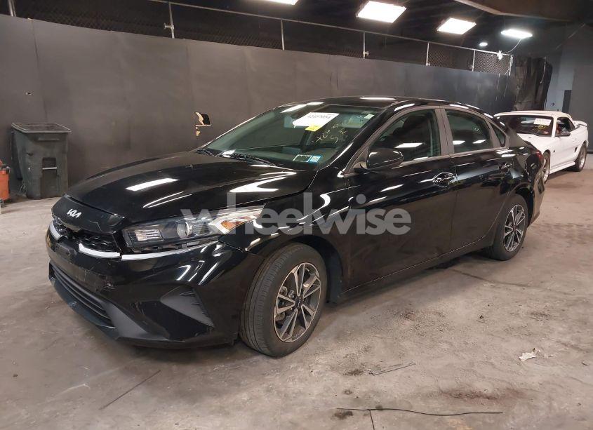 Photo 2 of 2023 Kia Forte LXS (VIN 3KPF24AD8PE538282)