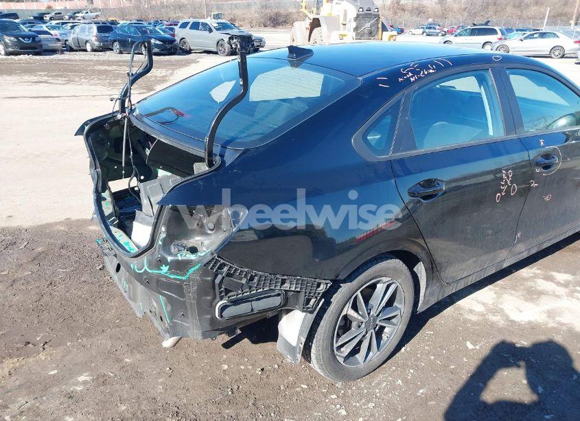 Photo 18 of 2023 Kia Forte LXS (VIN 3KPF24AD8PE562310)