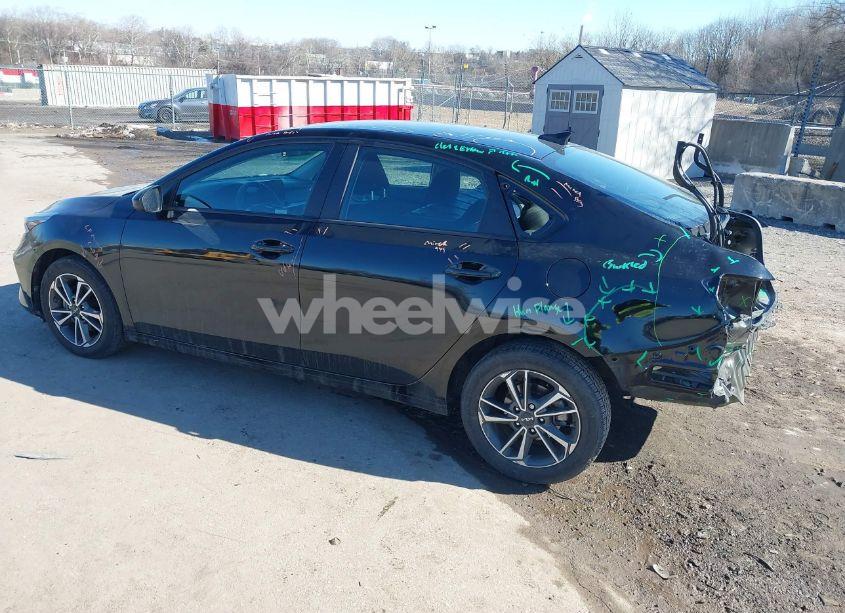 Photo 3 of 2023 Kia Forte LXS (VIN 3KPF24AD8PE562310)