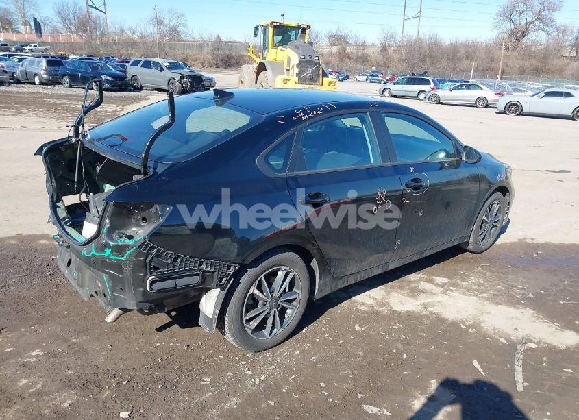 Photo 4 of 2023 Kia Forte LXS (VIN 3KPF24AD8PE562310)