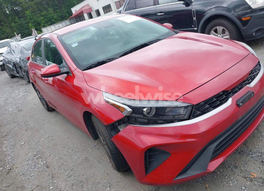 2023 Kia Forte LXS (VIN 3KPF24AD8PE582105) main photo