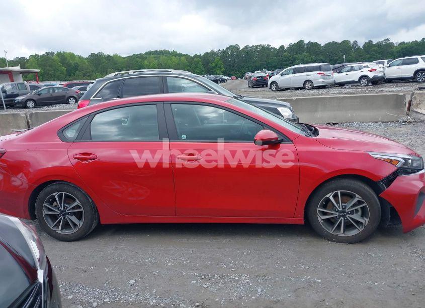 Photo 13 of 2023 Kia Forte LXS (VIN 3KPF24AD8PE582105)