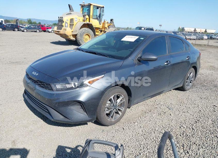 Photo 2 of 2023 Kia Forte LXS (VIN 3KPF24AD8PE585604)
