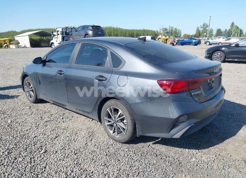 Photo 3 of 2023 Kia Forte LXS (VIN 3KPF24AD8PE585604)