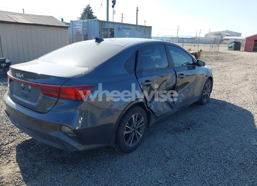 Photo 4 of 2023 Kia Forte LXS (VIN 3KPF24AD8PE585604)