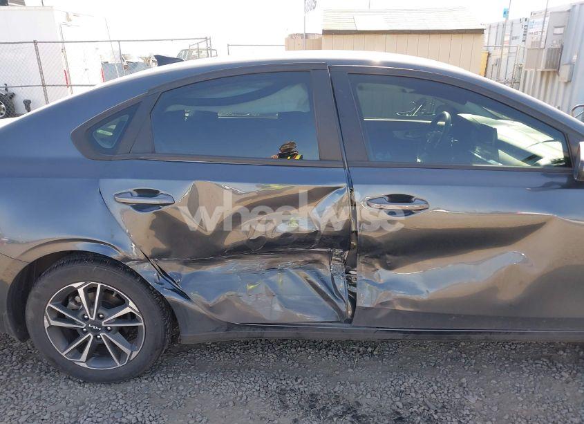 Photo 6 of 2023 Kia Forte LXS (VIN 3KPF24AD8PE585604)