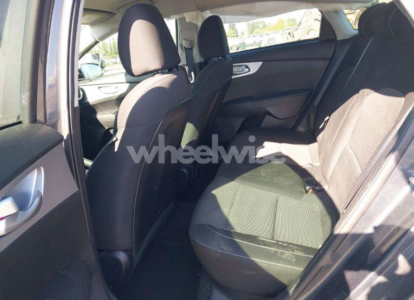 Photo 8 of 2023 Kia Forte LXS (VIN 3KPF24AD8PE585604)