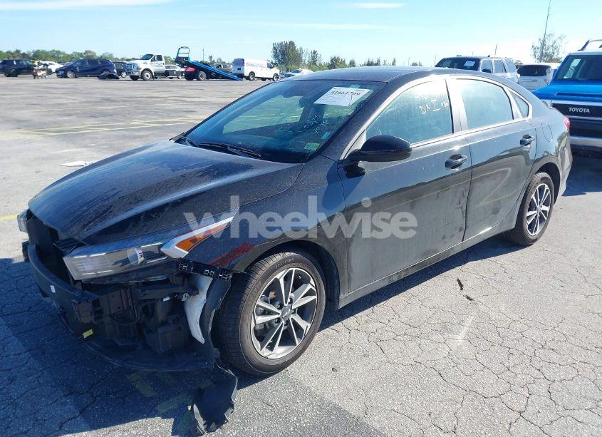 Photo 2 of 2023 Kia Forte LXS (VIN 3KPF24AD8PE587918)