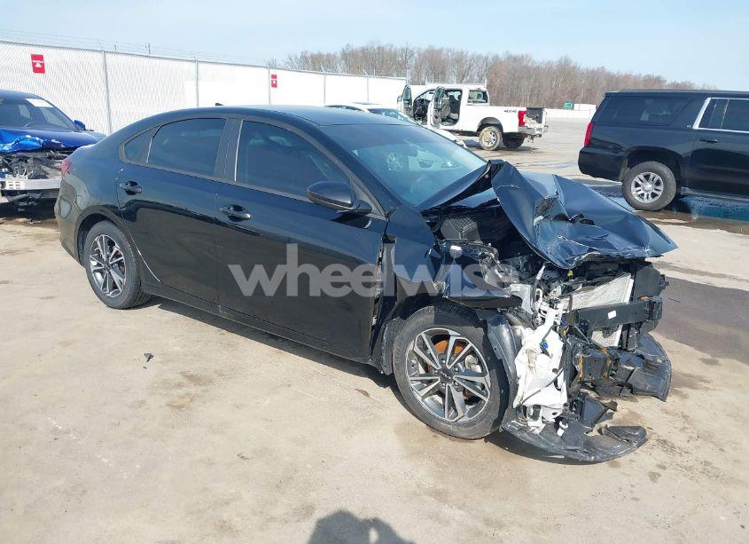 2023 Kia Forte LXS (VIN 3KPF24AD8PE588678) main photo