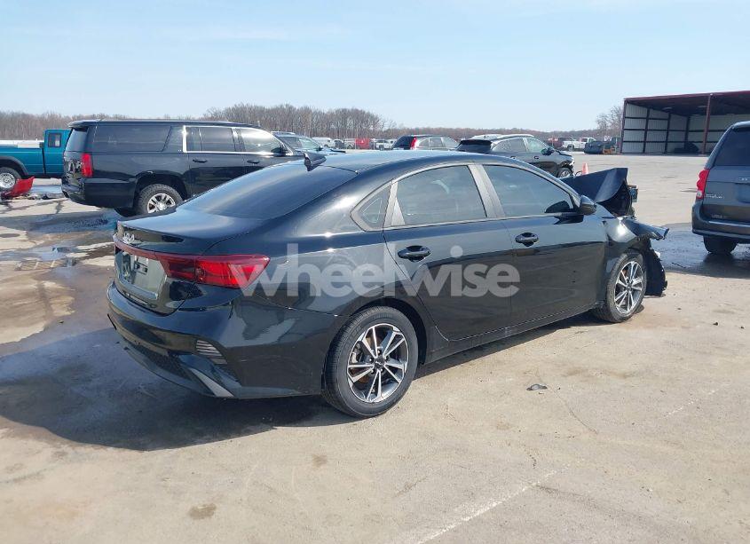 Photo 4 of 2023 Kia Forte LXS (VIN 3KPF24AD8PE588678)
