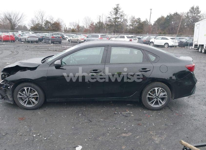 Photo 15 of 2023 Kia Forte LXS (VIN 3KPF24AD8PE605138)