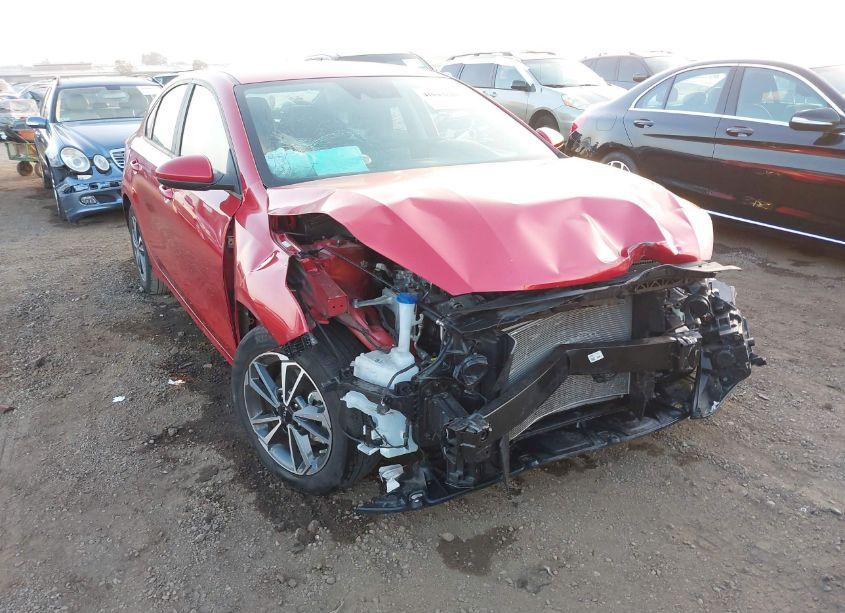 2023 Kia Forte LXS (VIN 3KPF24AD8PE611134) main photo