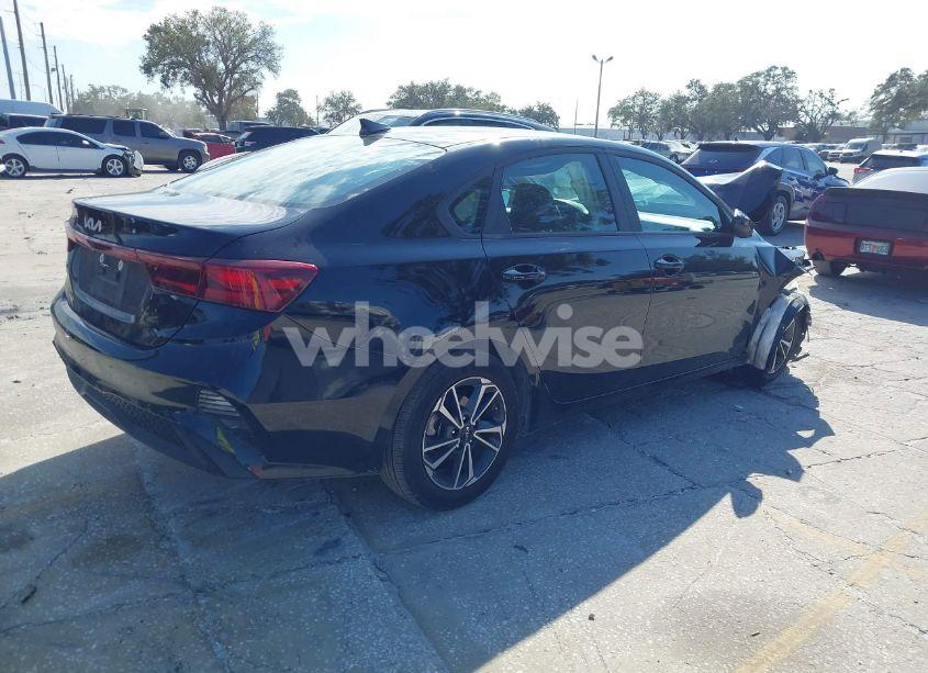 Photo 4 of 2023 Kia Forte LXS (VIN 3KPF24AD8PE625244)