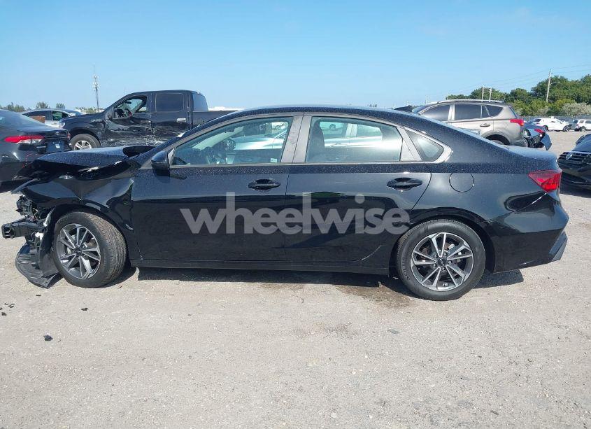 Photo 15 of 2023 Kia Forte LXS (VIN 3KPF24AD8PE630797)