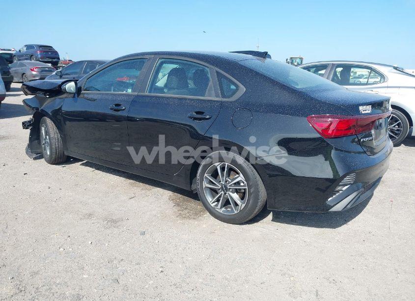 Photo 3 of 2023 Kia Forte LXS (VIN 3KPF24AD8PE630797)