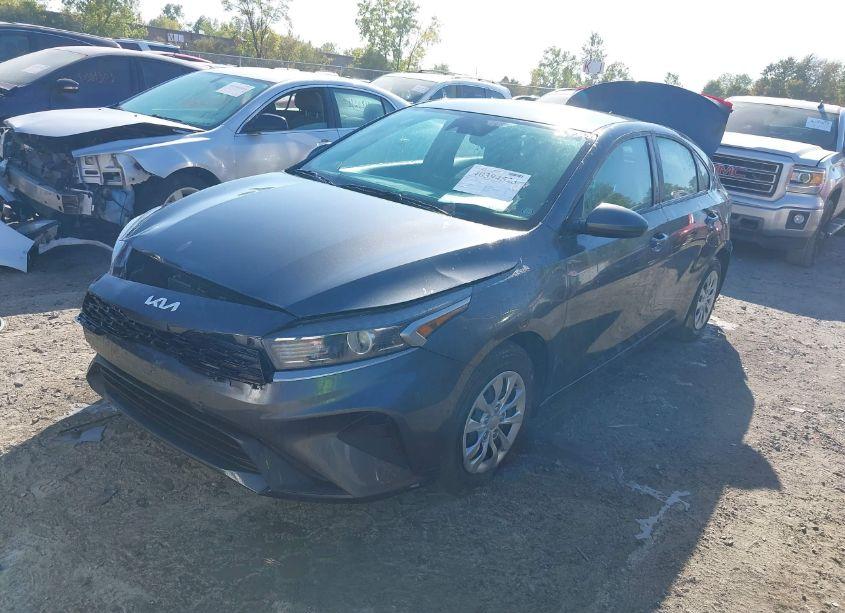 Photo 2 of 2023 Kia Forte LX (VIN 3KPF24AD8PE634641)