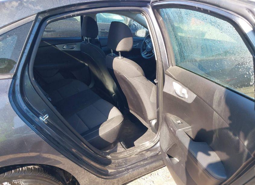 Photo 8 of 2023 Kia Forte LX (VIN 3KPF24AD8PE634641)