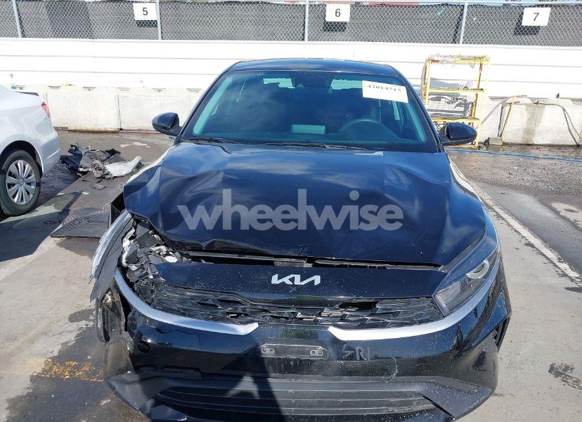 Photo 12 of 2023 Kia Forte LXS (VIN 3KPF24AD8PE639869)