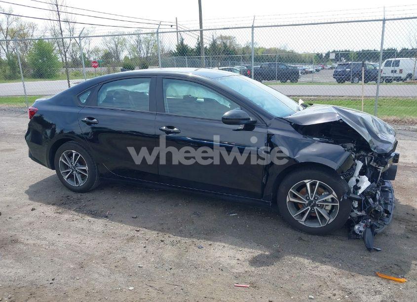 Photo 13 of 2023 Kia Forte LXS (VIN 3KPF24AD8PE663900)