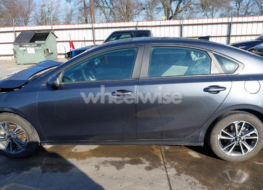 Photo 15 of 2023 Kia Forte LXS (VIN 3KPF24AD8PE679854)