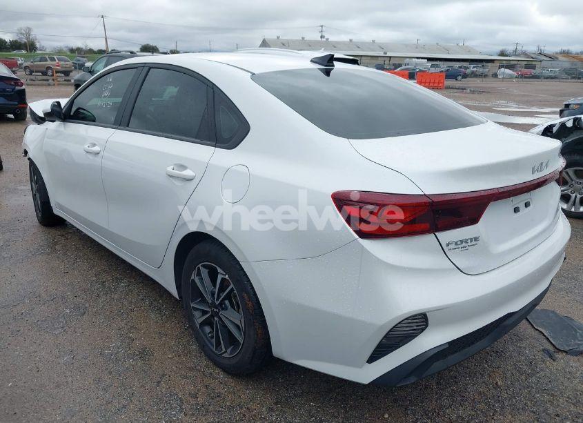 Photo 3 of 2023 Kia Forte LXS (VIN 3KPF24AD8PE690630)