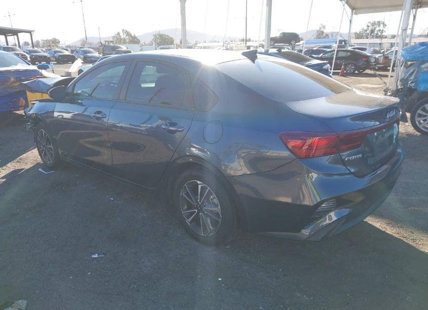 Photo 3 of 2024 Kia Forte LXS (VIN 3KPF24AD8RE700852)