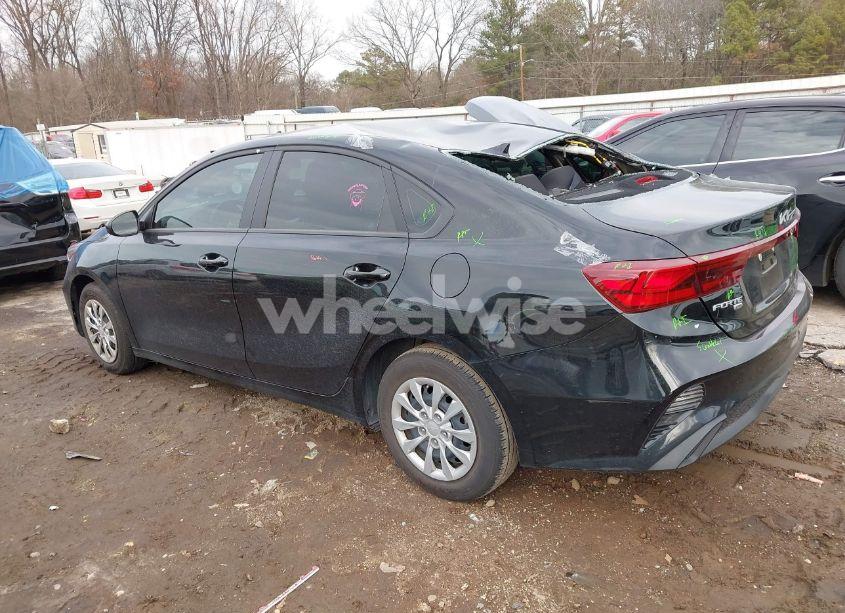 Photo 3 of 2024 Kia Forte LX (VIN 3KPF24AD8RE709180)