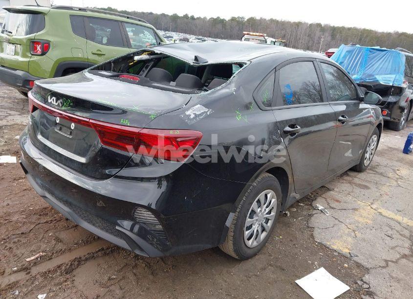 Photo 4 of 2024 Kia Forte LX (VIN 3KPF24AD8RE709180)