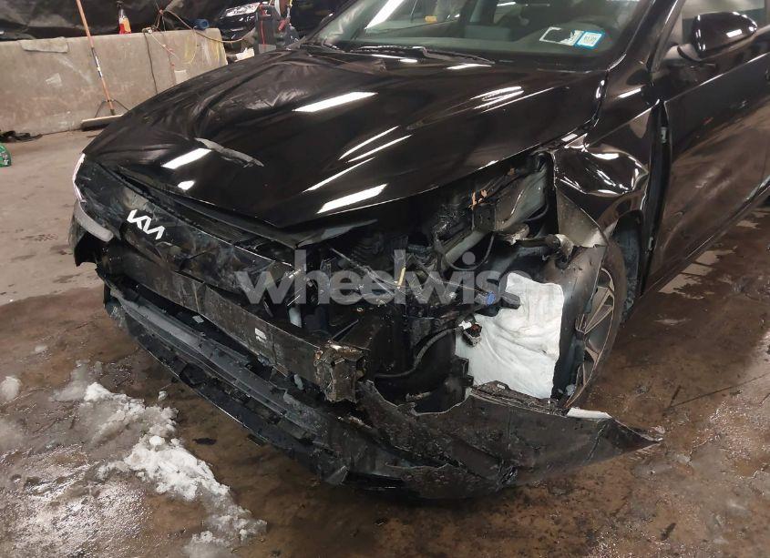 Photo 6 of 2024 Kia Forte LXS (VIN 3KPF24AD8RE719191)