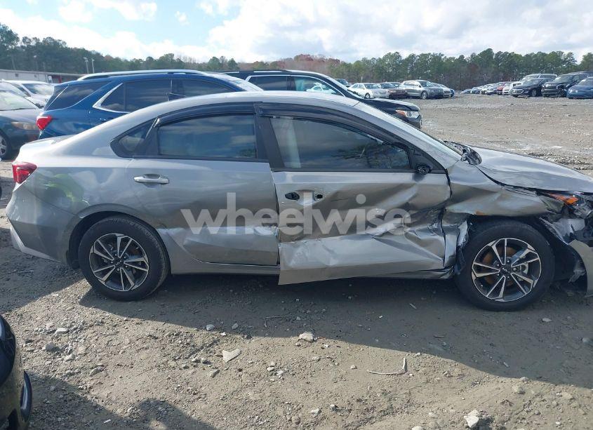 Photo 13 of 2024 Kia Forte LXS (VIN 3KPF24AD8RE722804)